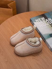 1 Pair Baby Warm Boots - Available In Classic Black, Cozy Beige, And Warm Brown Colors. Crafted With Soft & Comfortable Materials, Thermal Lining, Decorative Woven Trim At Ankle, Low-Top Design With Heel Pull Tab For Easy On/Off, Flat Sole, Providing Double Protection Of Warmth And Comfort For Babies In Winter. - Beige - View 2