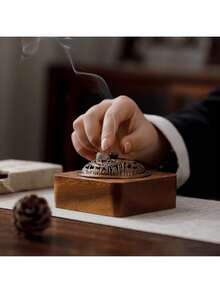 A Solid Color Walnut Incense Burner - Dragon And Phoenix Cover Walnut Zen Tea Ceremony Incense Burner Home Decoration Chinese Style Indoor Agarwood Spice Aromatherapy Hollow With Cover Incense Holder Bottom Gifts Birthday Graduation