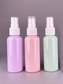 3 frascos de spray líquido recarregáveis de cores aleatórias, adequados para casa, escritório, ambientes externos e outros cenários de pulverização, especialmente adequados para viagens, bonitos e fofos, capacidade para frasco único de 2,03 oz