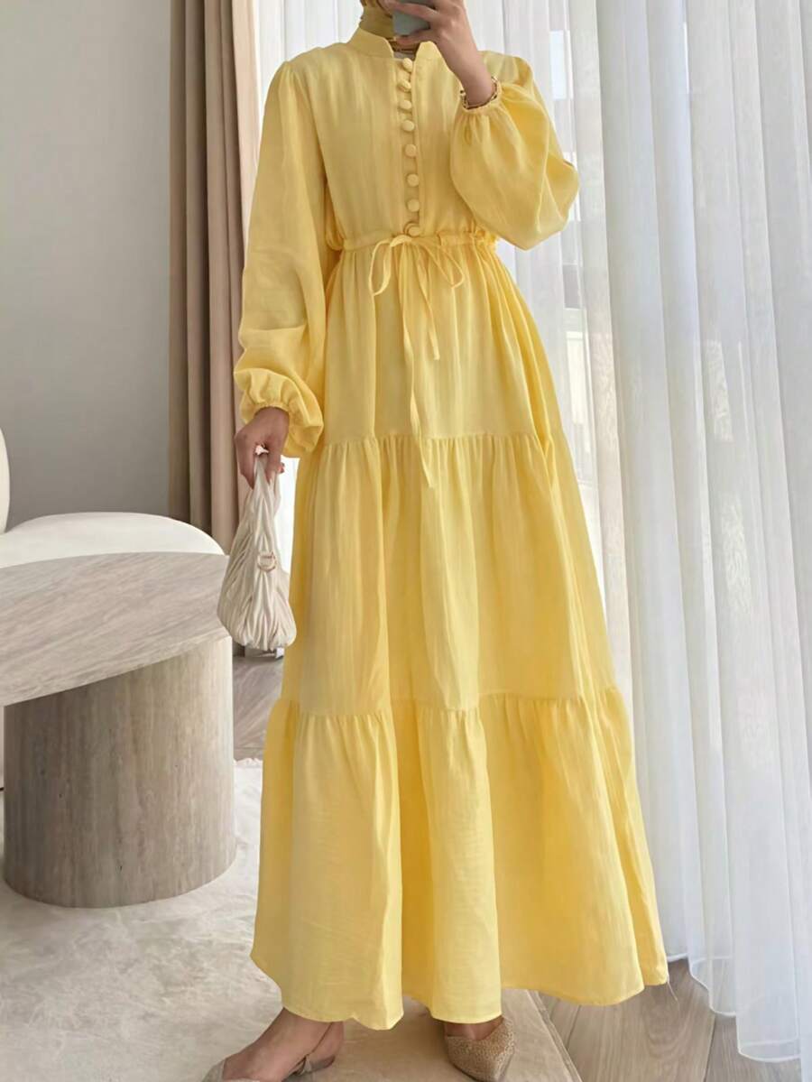 Abito elegante da donna a tinta unita con bottoni, cintura annodata in vita, maniche lunghe a lanterna, orlo patchwork, giallo, autunnale - Giallo - Visualizzare 1