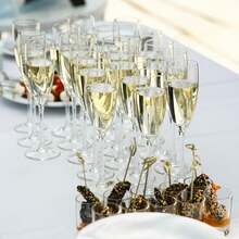 5.5 盎司（约 163 毫升）牢不可破的可重复使用香槟杯，透明香槟/马提尼酒杯 - 适用于鸡尾酒、香槟、甜点、慕斯杯、果汁杯、迎宾饮品 - 彩色 - 查看 5