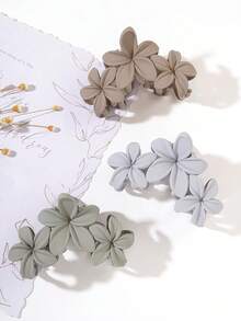 3个中号磨砂花朵发夹，柔和百搭的鸡蛋花发夹，适合半扎发造型，咖啡色、灰色和绿色可选，发夹、发卡、发爪夹，适合上学、大学、秋冬季节，是女士度假、夏季海滩度假的必备单品。 - 彩色 - 查看 5