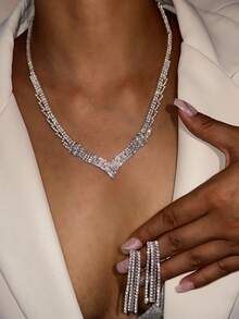 Brilliant & Elegant Geometric Design Luxury V-Shaped Personalized Fashion Full Rhinestone Inlaid Necklace & Earrings Bridal Jewelry Set, Perfect Match For Weddings, Parties, Galas