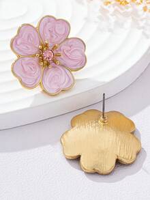 1 Pair Fashionable 3D Alloy Five-Petal Flower Stud Earrings