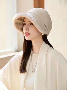 1pc Women's New Autumn/Winter Velvet Trim Metal Decor Baseball Cap, Elegant Lady Style Wide Brim Bucket Hat, Breathable Lightweight Warm, Washable, Suitable For Casual Outings In Fall/Winter