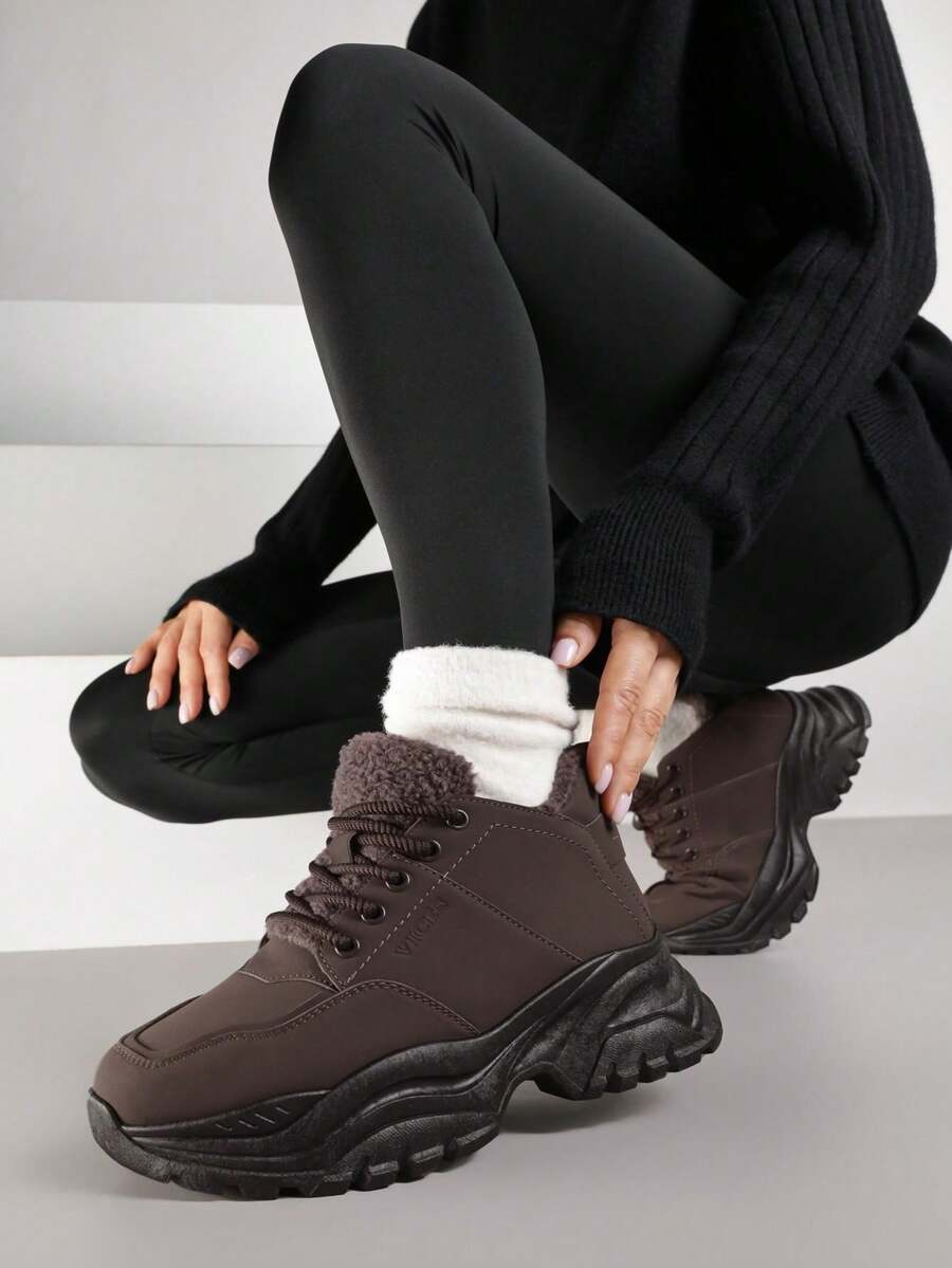 Zapatillas de plataforma gruesa con forro de piel de imitación suave para mujer, botas casuales de invierno - Marrón - Ver 1