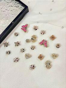 22 szt. DIY Buty ogrodowe, złoty aluminiowy łańcuszek, różowe kryształki, motyl, kwiat, odpinane ozdobne guziki, odpowiednie do obuwia plażowego, butów z wycięciami, prezentów świątecznych, na każdą porę roku