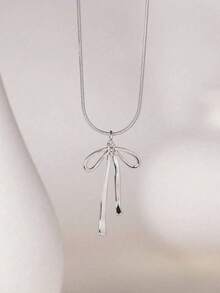 1/2pcs Bow-Tie Gold Sliver Pendant Necklace For Women, Stainless Steel Gold Sliver Snake Chain, Suitable For Daily Wear, Party, Dances, Fashion Gift For Birthday, Anniversaries, Christmas, Jewelry Women, Jewelry Necklace, Gold Necklace, Sliver Necklace, Necklace For Women, Necklace Set