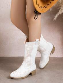 精美刺绣儿童秋冬靴，时尚休闲日常百搭学校派对儿童高跟靴