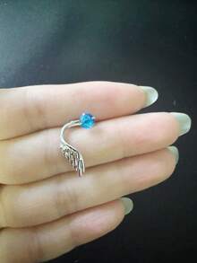 1 pieza Pendiente en forma de corazón con rosca, pendiente de oreja con diseño único, pendiente de lujo ligero para mujeres