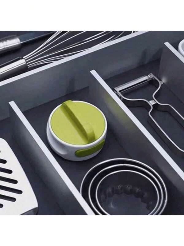 فتاحة علب من الفولاذ المقاوم للصدأ قطعة واحدة، أداة يدوية بسيطة مع عجلة قطع حادة، متينة وثقيلة الاستخدام بسهولة لتحضير الطعام، فتاحة علب وزجاجات متعددة الوظائف محمولة لأساسيات الطبخ في المطبخ