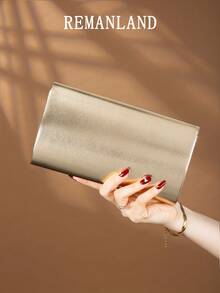 REMANLAND 这款奢华纯色PU女士手拿包，时尚迷人，翻盖设计，配有隐藏式卡槽和隔层，可拆卸金属链条肩带/斜挎带，适合派对、晚宴、聚会、婚礼等场合，也是一份精美的礼物。 - 金色 - 查看 6