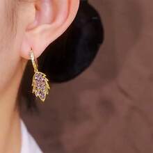 1 Pair Leaf Design Earrings For Women, Fashionable, Delicate, Luxury Aesthetic, Versatile Accessory
