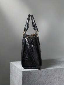 Stylish Crocodile Pattern Snake Pattern Embossed Women's Handbag - Versatile Crossbody & Handbag With Adjustable Strap, Zip Closure & Wrist Strap, Lightweight For Everyday Use, Fashionable Handbag | Detachable Strap - Black - View 4
