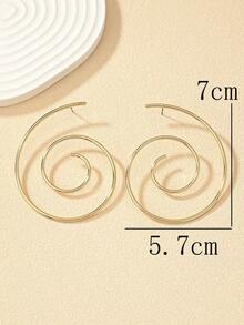 1 Set Of 2 Elegant Geometric Metal Earrings - Yellow Gold - View 4