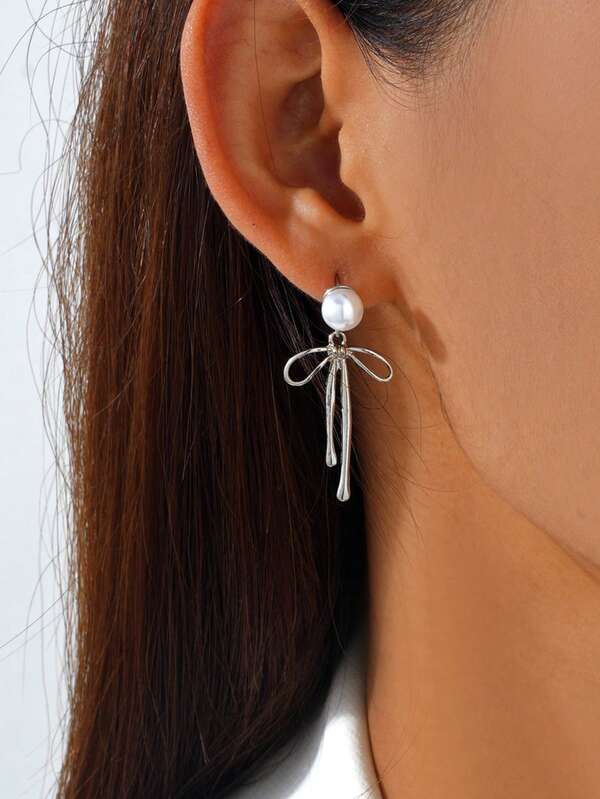 1 Pair Elegant Sophisticated Fashion Versatile Minimalist Luxurious Cultured Freshwater Pearl Copper Inlaid Zirconia Bow Metal Earrings, Suitable For Daily Commute, Shopping, Dating, Parties, Galas, Social Events, Romantic Getaways, Great Gift For Sisters, Mothers