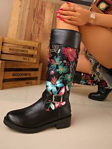 Stivali alti da donna con tacco basso, facili da indossare, stile slip-on con ricamo floreale