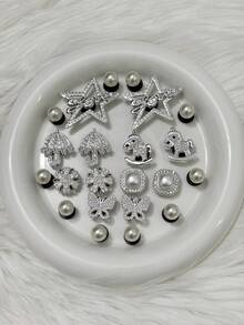 22 piezas/Set Nuevos accesorios decorativos de alta calidad con diamantes en serie de pentagramas y amor en plata de moda para zapatos con agujeros - Paraguas de diamante, mariposa, caballo mecedora de diamante holográfico, perla 3D, hebillas de zapato desmontables, plástico ABS para zapatos con agujeros, playa, hogar, exterior, verano