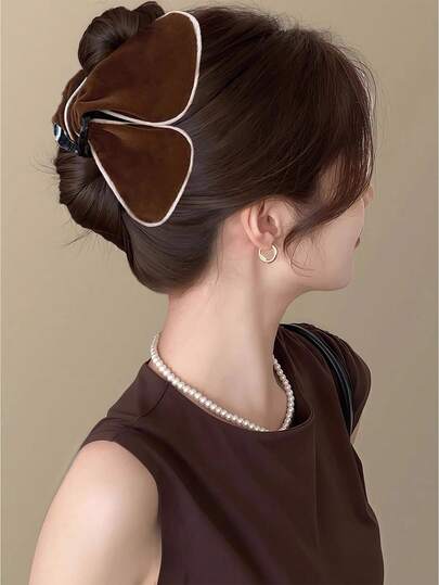 1pc French Flocked Butterfly Shaped Colorblock Claw Clip, Elegant Hair Accessory For Women Summer Beach Hair Claws Vacay Hair Clips