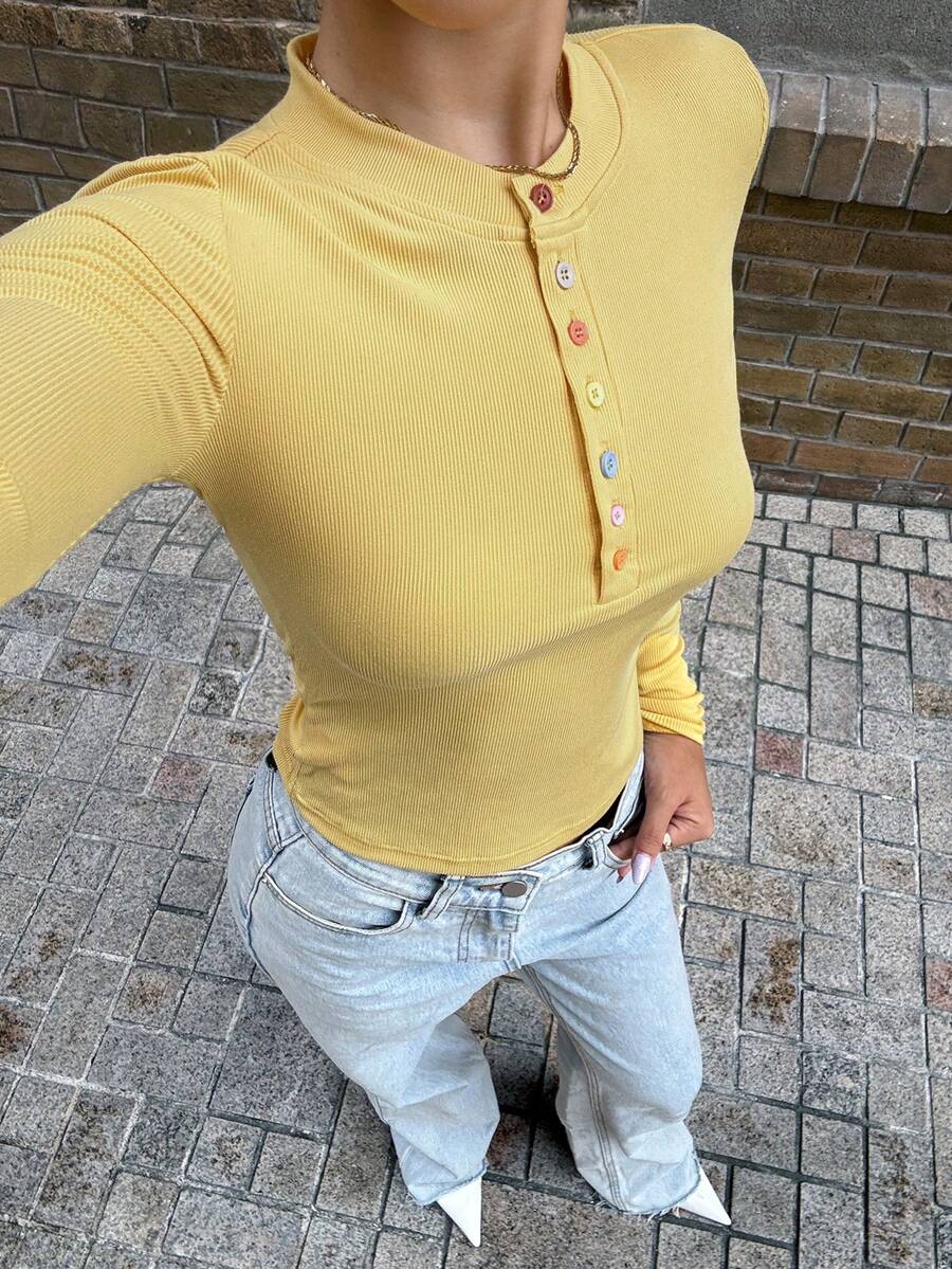 Blusa de manga larga con cuello henley de punto acanalado para mujer Mystra, de tela de punto elástica de ajuste regular para uso diario - amarillo ganso - Ver 1