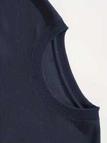 Men's Oversized Navy Blue Crewneck Sweatshirt With White M & Red Heart Lettering - Casual Loose Fit Sweater, Machine Washable, Valentine's Day Gift For Boyfriend Or Husband, Everyday Comfortable Pullover, Relaxed Round Neck Design, Solid Color With White Letter M And Red Heart Detail, Stylish And Versatile For Men's Fashion Men's Casual Warm Crewneck Sweatshirt For Winter - màu đen - Xem 10