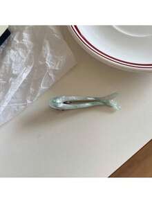 1 pieza Pinza de pelo con diseño de pez pequeño, pinza de cocodrilo, pinza para flequillo, pinza para el cabello, accesorio de cabello versátil y elegante, adecuado para uso diario, escuela, vacaciones en la playa, trabajo, transporte, fiestas, cumpleaños, regreso a clases, salidas, clips para el cabello, pasadores de cabello