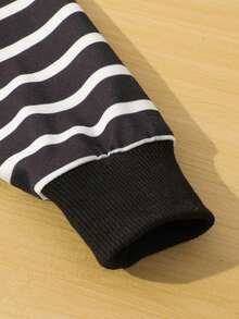 2 pezzi Set di polo a righe con stampa orsetto e pantaloni a righe, stile casual minimalista, adatto per attività all'aperto, completo adorabile per bambini, 3-7 anni