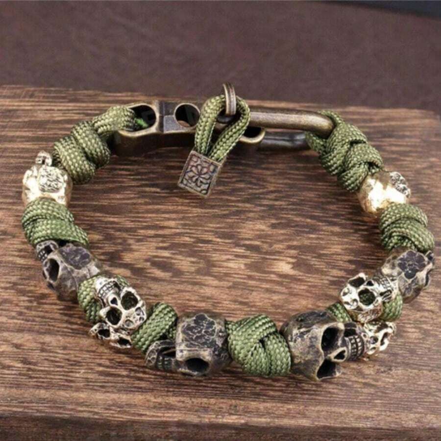 Gothic Skull Bracelet For Men Women Unisex - Adjustable Paracord Survival Bracelet With Skeleton Clasp, Punk Rock Biker Jewelry, Outdoor Tactical Wristband Gift For Him Her, Halloween Gothic Accessories