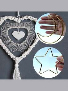 4 PIEZAS Aros de atrapasueños, aros de metal para hacer atrapasueños, luna, estrella, corazón, círculo dorado macramé para decoración de corona de boda, manualidades de pared colgante, Navidad, decoración del hogar, 1 PIEZA