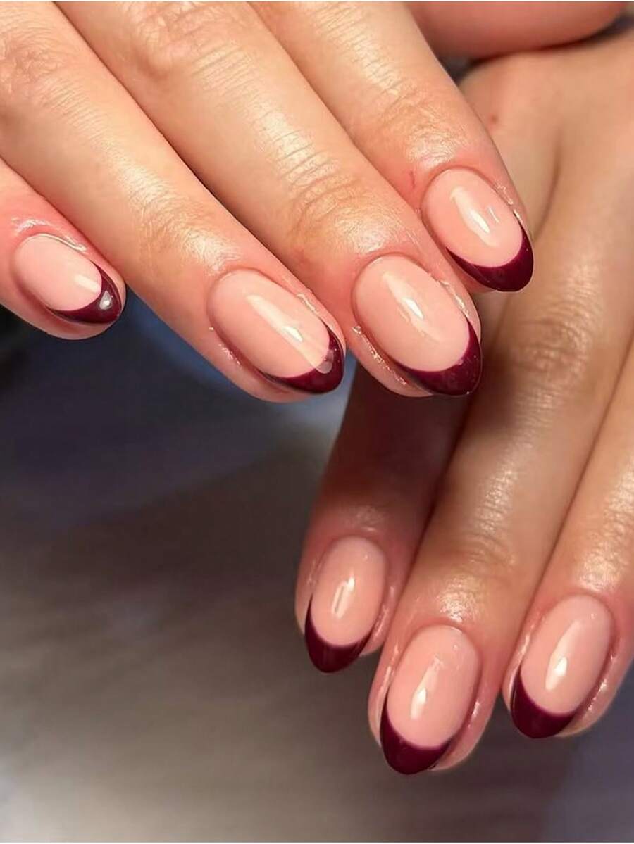 24片/套 短款椭圆形玫瑰红法式时尚全覆盖美甲贴纸，按压式美甲用品，适合上班族、派对和日常佩戴。全覆盖美甲贴纸+1瓶果冻胶+1把指甲锉，装饰您的指甲，提升您的时尚品味。 - 彩色 - 查看 1