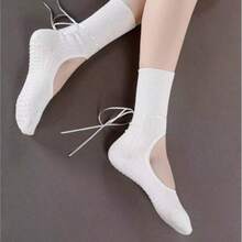 1/4 زوج جوارب نسائية ذات شريط مفرغ لليوغا والبيلاتس مانعة الانزلاق، جوارب يوغا ملونة، جوارب بيلاتس لاصقة مع قبضة وجوارب يوغا قابلة للتنفس، مناسبة للباليه واليوغا