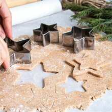 5pcs/Set Star Tower Cookie Cutter Set, Christmas DIY, Sizes: 2", 2.3", 2.7", 3", 3.5", Stainless Steel Star Shaped Cookie Molds For Pastry, Cookies And Dough Cutting