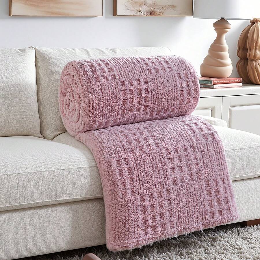 1pc Solid Color Tufted Texture Polyester Fiber Blanket, Modern Style, Suitable For All Seasons, No Pillow Case Included - Pink - View 1