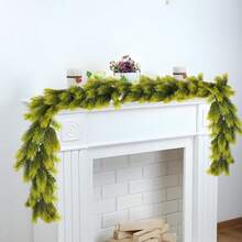 1 Peça Guirlanda de Natal, Guirlanda de Pinheiro Norfolk Verde DIY, Plantas Artificiais e Trepadeira Floral para Decoração de Natal Interna/Externa, Casamento, Festa, Escada, Lareira, Aparador, Guirlanda Falsa de Agulhas de Pinheiro Bicolor