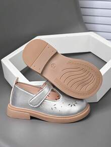 女童皮鞋，春秋新款公主鞋，小女孩软底鞋 - 銀色 - 查看 7