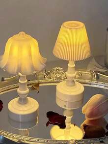 Đèn ngủ LED nhỏ cổ điển, phòng ngủ, đầu giường, ký túc xá, đèn trang trí tối giản mới lạ sáng tạo, đèn bàn nhỏ, đèn ngủ mini trang trí để bàn, đèn trang trí không gian mini hình hoa linh lan - Nhiều màu - Xem 5