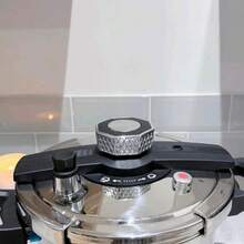 8-Litre Pressure Cooker Pot – Heavy Duty Stainless Steel Kitchen Pan, Multi-Coloured, Ideal For Stew, Soup & Rice - Default - View 5