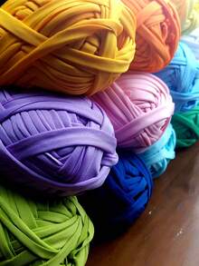 4pcs/400g High Quality Polyester Crochet And Knitting Yarn, 100G/Pc, 30m/Pc Length - Ideal For DIY Projects, T-Shirts, Slippers And Baskets, Fabric Strips Handmade Weaving DIY Bags, Toys, Shoes, Carpets, Organizer Basket Liners - Multicolor - View 7