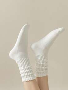 6 Paare warme einfarbige Damen Socken, geeignet für Frühling, Herbst und Winter, einfarbige lange Socken, perfekt für Skifahren und Outdoor-Camping.