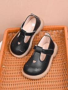 女童皮鞋，春秋新款公主鞋，小女孩软底鞋