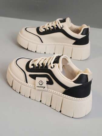 1 par damskor med tjocka sportskor, rund tå och snörning i läder för utomhusbruk, vår/sommar