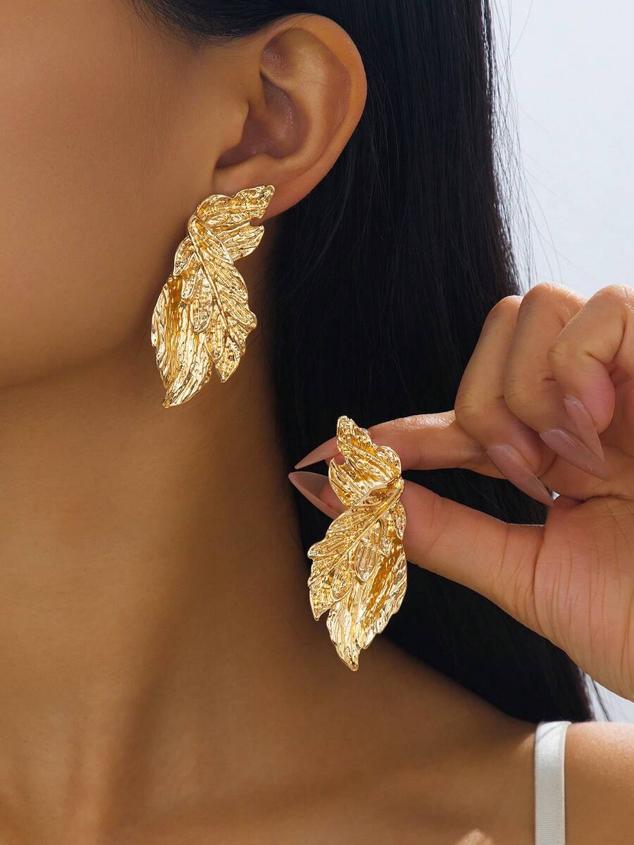 2pcs Fashionable Minimalist Textured Leaf Design Earrings, Suitable For Women's Daily, Date, Holiday And Party Wear - Yellow Gold - View 1