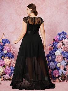 Vestido de dama de honor elegante para mujer talla grande con collar de rhinestones, empalmado de encaje, color liso, volantes de gasa y cintura ceñida