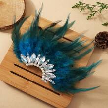 Cercei cu o singură pene aurii - Bijuterii vintage în stil boem - Placate cu argint și cupru, lucrate manual, reglabile și orbitoare, perfecte pentru sezonul festivalurilor și pentru creatorii de tendințe