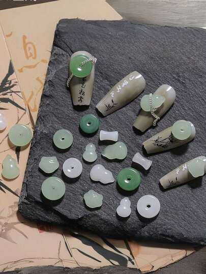 10/20 Stücke neue Jade Stein Nagel Accessoires, Amulett Ringe, grüne Jade Ringe, japanische Nagelkunst Dekorationen