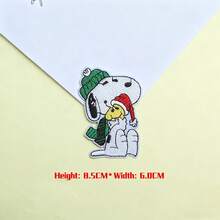 5pcs Cute Snoopy Dog Car Heart Shaped Embroidered Patches, Suitable For Clothing DIY Iron-On, Random Style