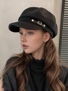 1 szt. damski beret w jednolitym kolorze, elegancki brytyjski styl, modna, uniwersalna, swobodna czapka malarza, vintage'owy kapelusz gazeciarza ze skórzaną klamrą, odpowiedni do noszenia na ulicy, spotkań towarzyskich, wydarzeń artystycznych i kulturalnych, dojazdów do pracy