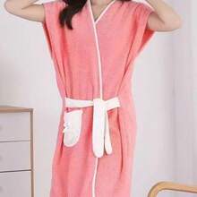 1pc Minimalist Wearable Bathrobe, With Pineapple Grid Texture For Quick Drying And Soft Dressing