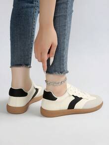 Women's Breathable Casual Flat Sneakers - Black - View 4