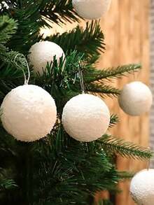 6pcs White Foam Snow Balls, Christmas Tree Hanging Decorations, Suitable For Christmas Tree, Party, Fireplace Decor, Winter Holiday Atmosphere Ornaments